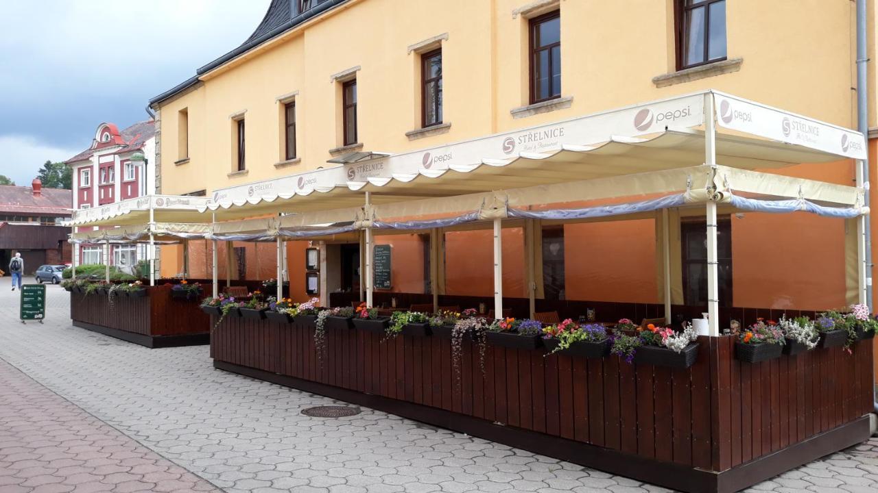 Hotel Strelnice Teplice nad Metují Exterior foto