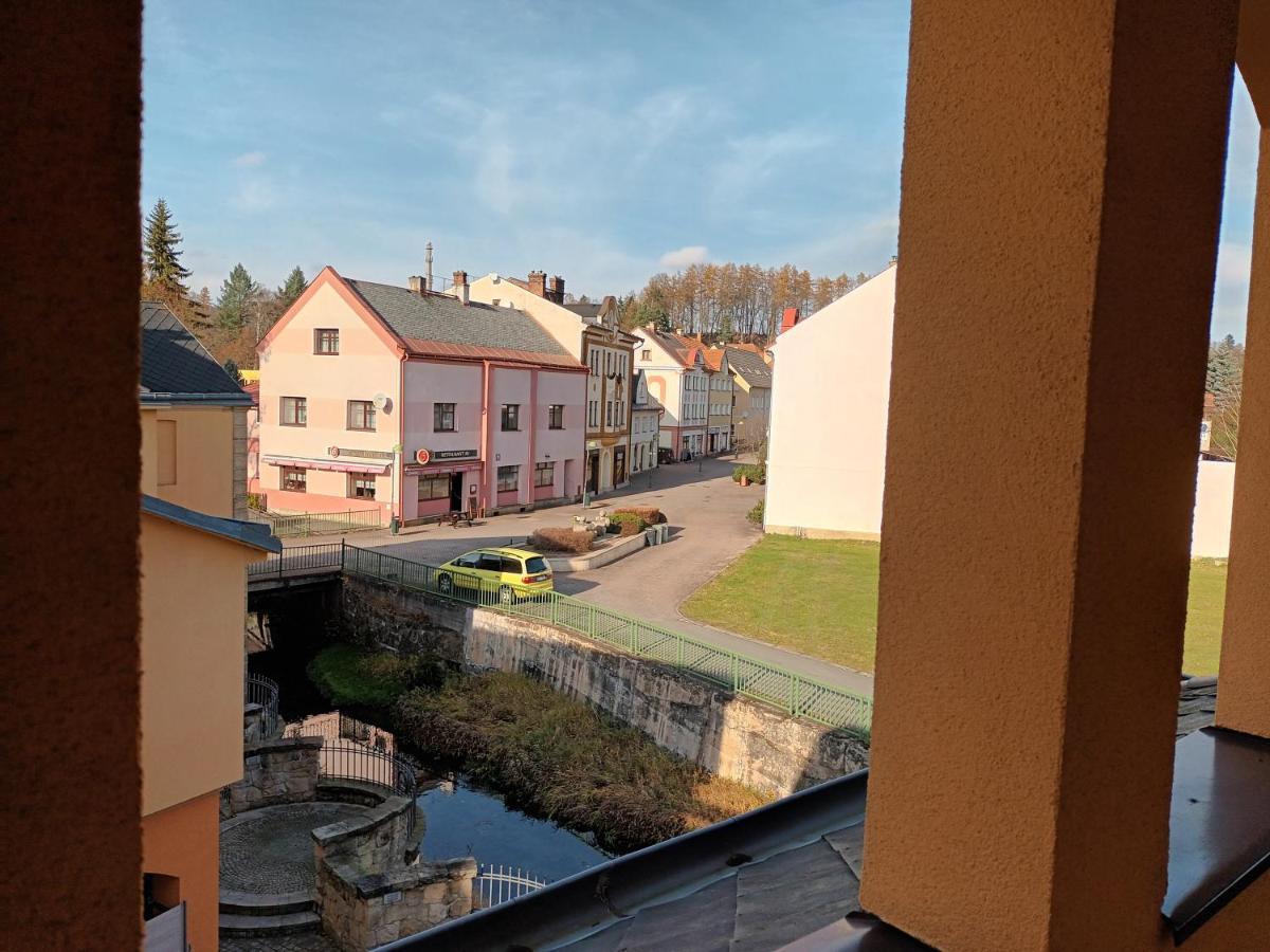 Hotel Strelnice Teplice nad Metují Exterior foto
